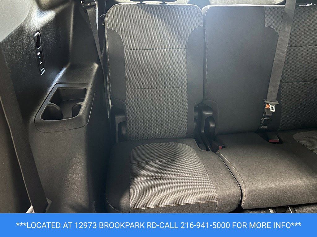 Used 2021 Chevrolet Traverse LT FWD image 23