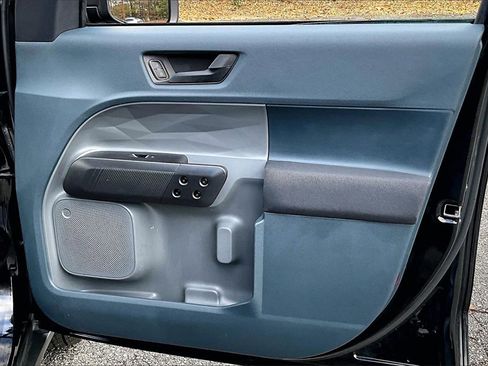 Used 2022 Ford Maverick XL image 24