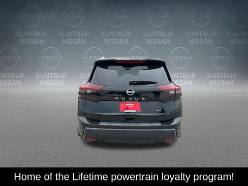 Used 2024 Nissan Rogue SV w/ SV Premium Package FWD image 5