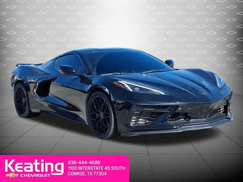 Used 2021 Chevrolet Corvette Stingray Preferred Cpe w/ Z51 Performance Package RWD image 1