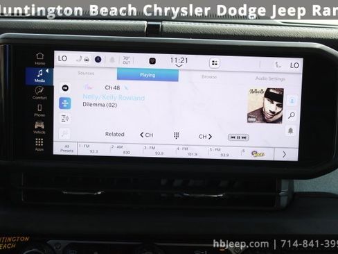 Used 2024 Jeep Wrangler Unlimited Sahara image 13