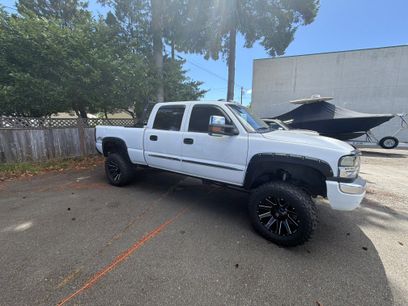 Used 2004 GMC Sierra 2500 SLE w/ Heavy-Duty Power Package