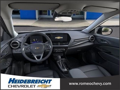 New 2025 Chevrolet Trax ACTIV w/ Sunroof Package image 16