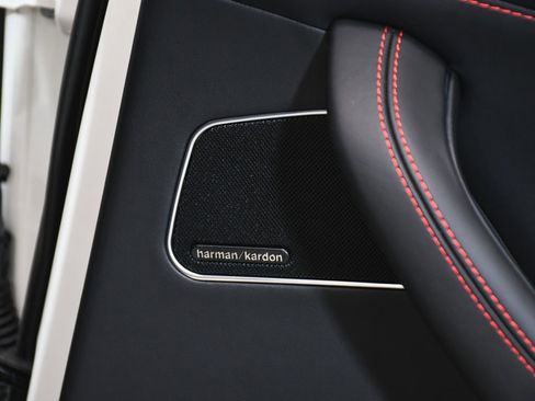 Used 2024 Maserati Levante GT Ultima AWD/4WD image 18