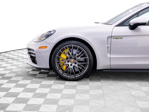 Used 2023 Porsche Panamera Turbo S w/ Assistance Package image 35