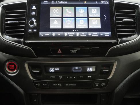 Used 2025 Honda Ridgeline RTL image 19
