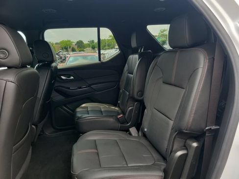 Certified 2023 Chevrolet Traverse RS AWD/4WD image 9
