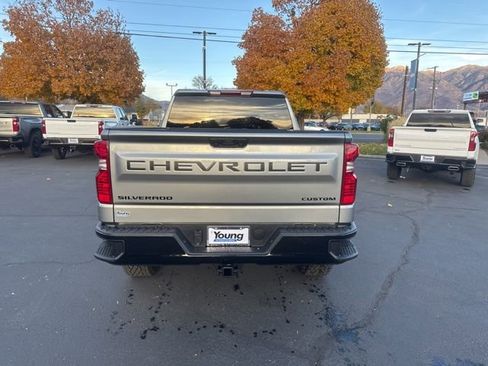 New 2026 Chevrolet Silverado 1500 Custom Trail Boss w/ LPO, Dark Essentials Package AWD/4WD image 6