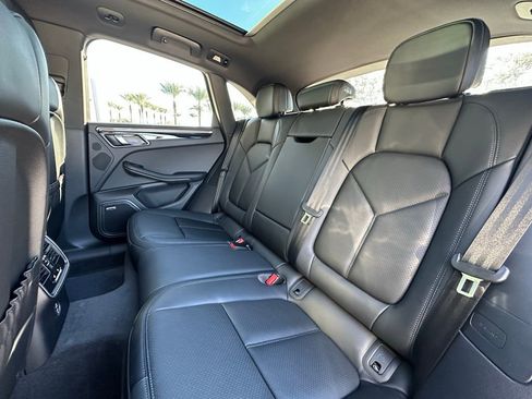 Used 2026 Porsche Macan AWD/4WD image 74