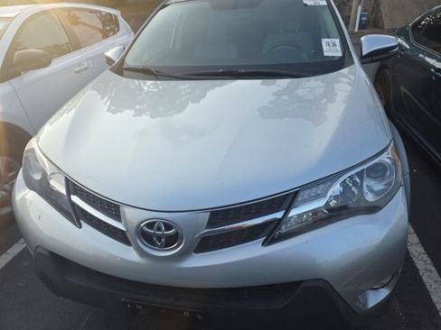 Used 2014 Toyota RAV4 XLE AWD/4WD image 2