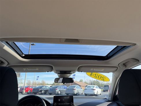 Used 2024 Honda Civic EX image 21