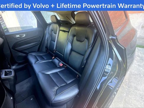 Used 2025 Volvo XC60 B5 Plus AWD/4WD image 34