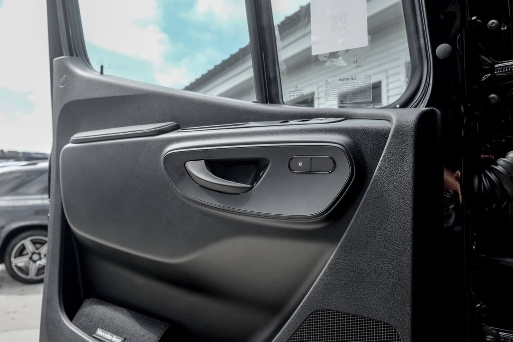 New 2026 Mercedes-Benz Sprinter 2500 image 14