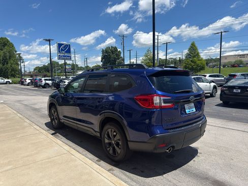 Used 2026 Subaru Ascent Premium AWD/4WD image 5