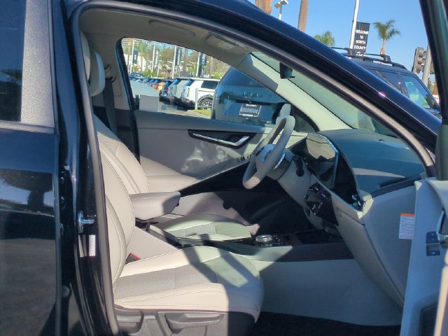 Certified 2023 Kia Niro Wind FWD image 31
