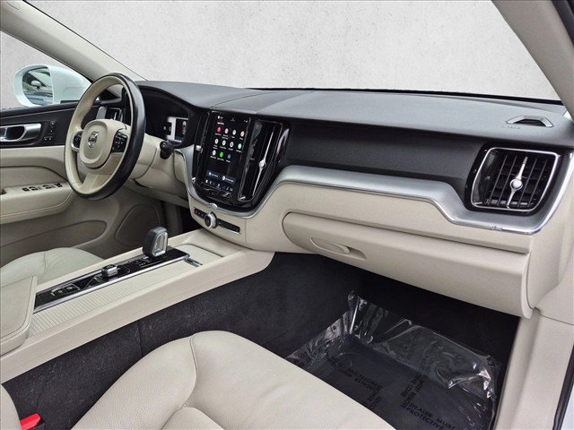 Used 2023 Volvo XC60 B5 Core w/ Climate Package FWD image 22