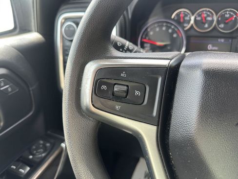 Used 2020 Chevrolet Silverado 1500 LT AWD/4WD image 16