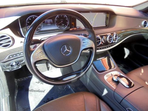 Used 2015 Mercedes-Benz S 550 Sedan image 10