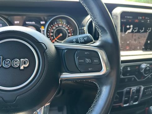 Used 2021 Jeep Gladiator Overland w/ Popular Equipment Package AWD/4WD image 22
