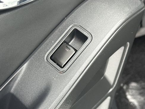 Used 2022 Nissan Frontier PRO-4X image 30