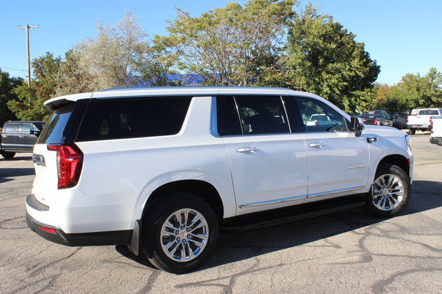 Used 2024 GMC Yukon XL SLT w/ SLT Luxury Package AWD/4WD image 15