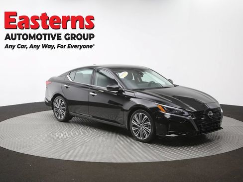 Used 2023 Nissan Altima 2.5 SL FWD image 49