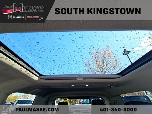 Used 2023 GMC Acadia SLT w/ Technology Package AWD/4WD image 20