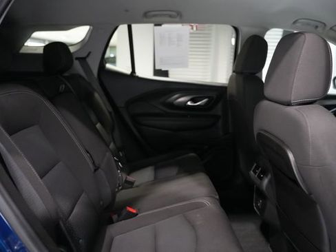 Used 2023 GMC Terrain SLE w/ Driver Convenience Package AWD/4WD image 17