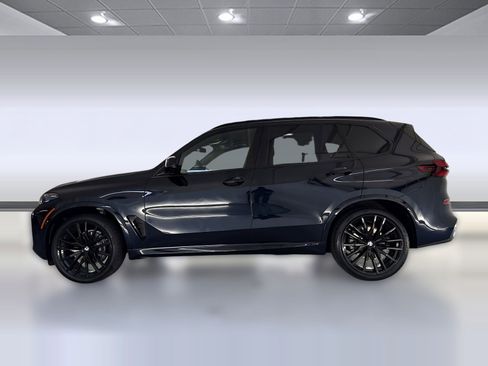 Used 2026 BMW X5 xDrive40i w/ M Sport Package image 2