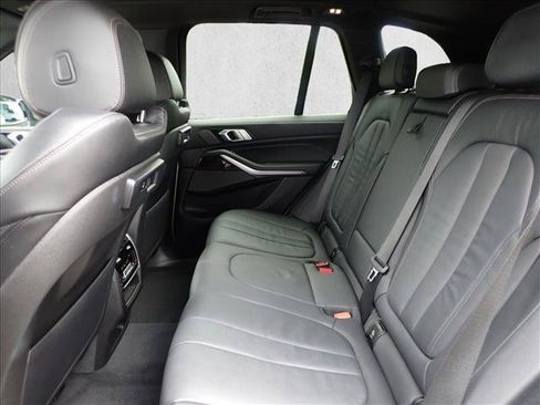 Used 2020 BMW X5 xDrive40i w/ M Sport Package AWD/4WD image 11