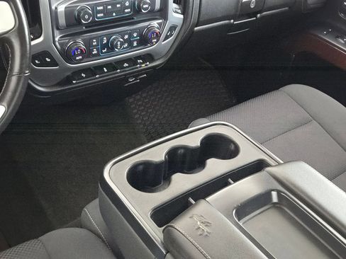 Used 2017 GMC Sierra 1500 SLE w/ SLE Value Package AWD/4WD image 12