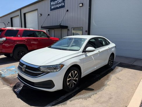 Used 2024 Volkswagen Jetta S FWD image 2