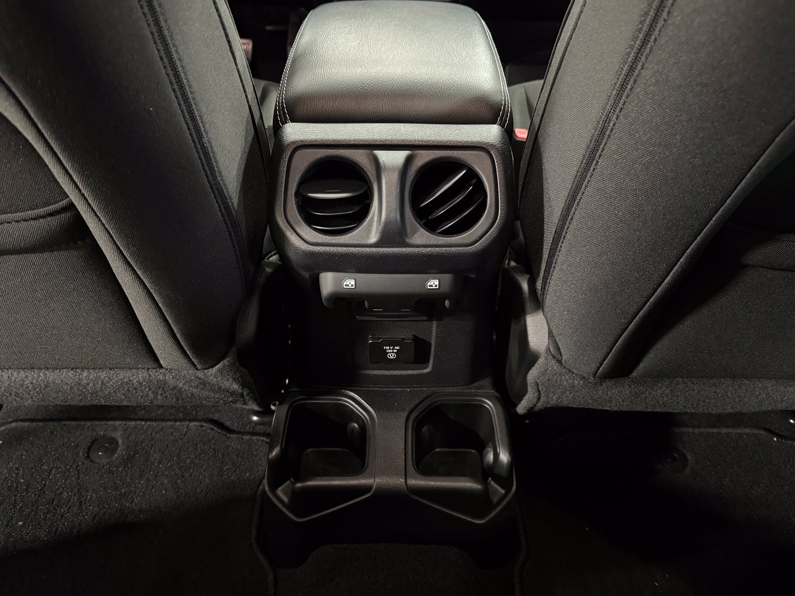Used 2021 Jeep Wrangler Unlimited Sahara w/ Uconnect 4C Nav & Sound Group AWD/4WD image 40