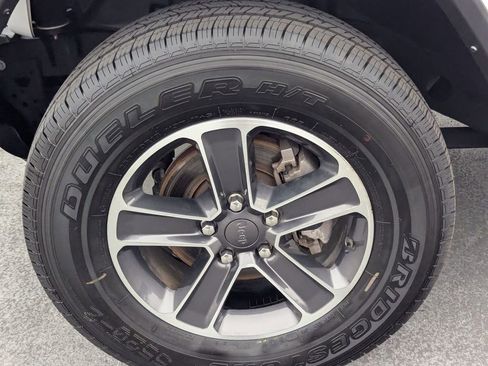 Certified 2023 Jeep Wrangler Sahara image 9