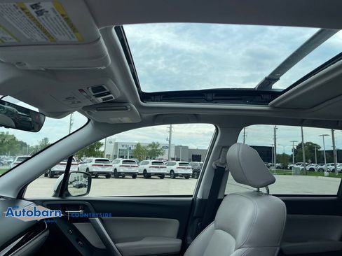 Used 2018 Subaru Forester 2.5i Limited AWD/4WD image 19