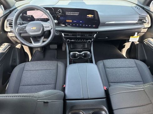 New 2026 Chevrolet Traverse LT w/ Driver Confidence Package image 10