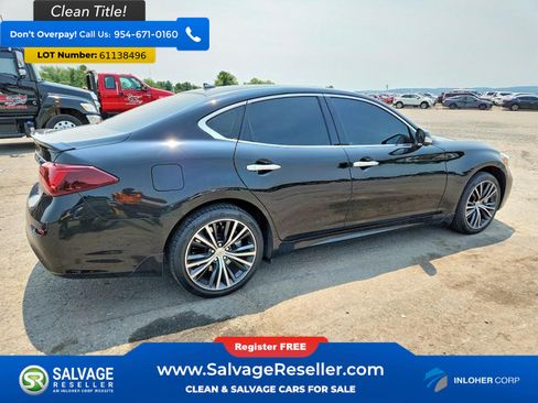 Used 2017 INFINITI Q70 3.7 w/ Sport Package AWD/4WD image 4