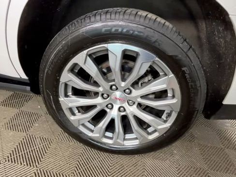 Used 2023 GMC Yukon Denali w/ Denali Reserve Package AWD/4WD image 15