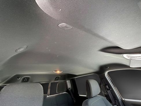 Used 2024 RAM 2500 Tradesman w/ Chrome Appearance Group image 14