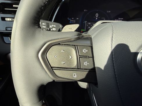 Used 2026 Lexus RX 350 AWD/4WD image 17