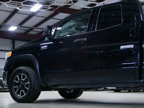 Used 2015 Toyota Tundra SR5 w/ TRD Off Road Package image 21