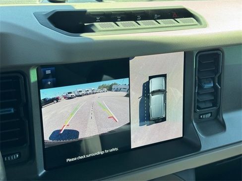 Used 2024 Ford Bronco Wildtrak image 22