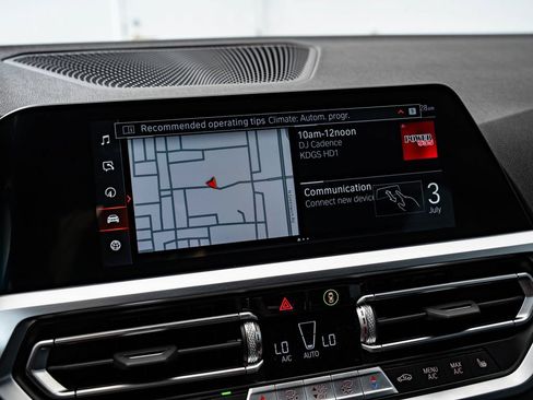 Used 2022 BMW M440i xDrive Gran Coupe w/ Premium Package AWD/4WD image 34