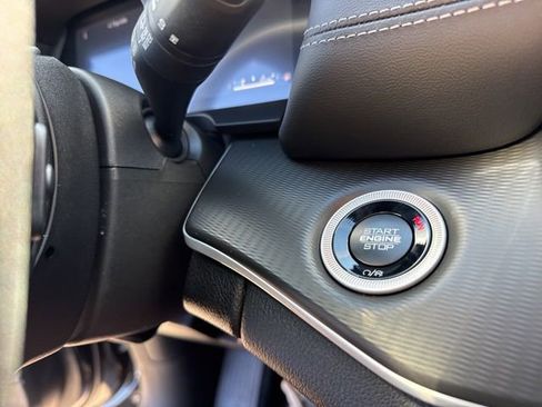 New 2025 Jeep Grand Cherokee Altitude image 16