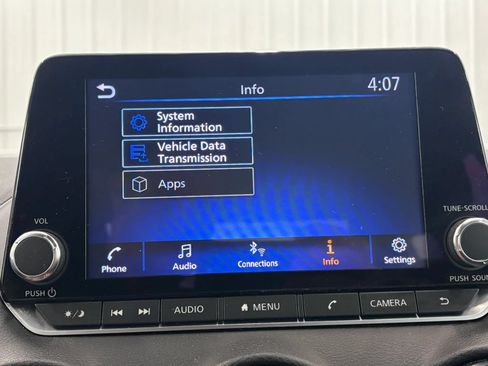 Used 2021 Nissan Sentra SV FWD image 42