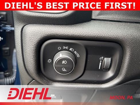 Used 2020 RAM 1500 Big Horn AWD/4WD image 13