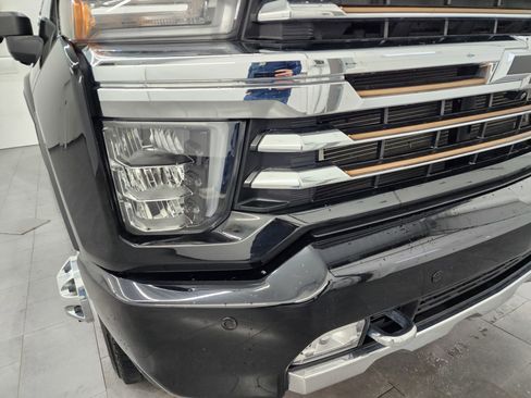 Used 2022 Chevrolet Silverado 3500 High Country w/ Snow Plow Prep/Camper Package image 24