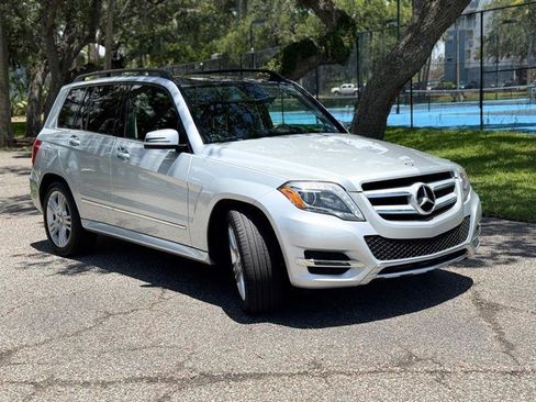 Used 2014 Mercedes-Benz GLK 250 BlueTEC 4MATIC image 7