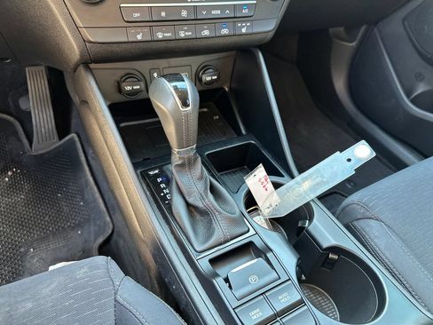 Used 2021 Hyundai Tucson Sport w/ Cargo Package FWD image 29