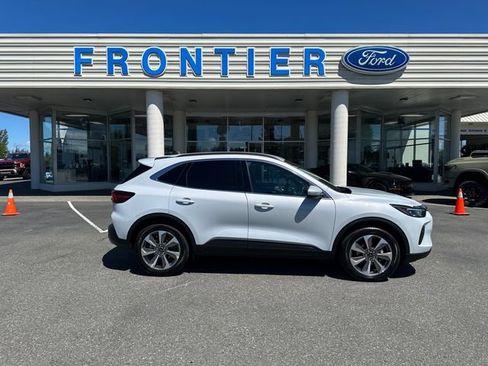 Certified 2025 Ford Escape Platinum AWD/4WD image 1
